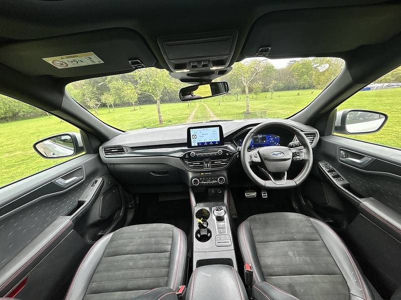 Ford Kuga 2.5 EcoBoost Duratec 14.4kWh ST-Line X SUV 5dr Petrol Plug-in Hybrid CVT Euro 6 (s/s) (225 ps) | 1 - U10889