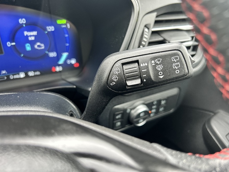 Ford Kuga 2.5 EcoBoost Duratec 14.4kWh ST-Line X SUV 5dr Petrol Plug-in Hybrid CVT Euro 6 (s/s) (225 ps) | 1 - U10889