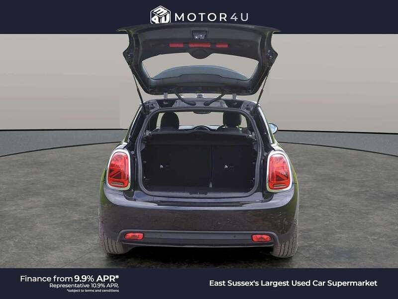 MINI Electric Hatch Cooper SE 32.6kWh Level 2 Hatchback 3dr Electric Auto (184 ps) Hatchback Automatic Electric | - U10898