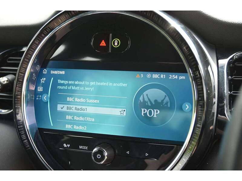 MINI Electric Hatch Cooper SE 32.6kWh Level 2 Hatchback 3dr Electric Auto (184 ps) Hatchback Automatic Electric | - U10898