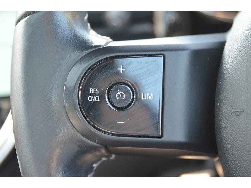 MINI Electric Hatch Cooper SE 32.6kWh Level 3 Hatchback 3dr Electric Auto (184 ps) Hatchback Automatic Electric | 1 - U10899