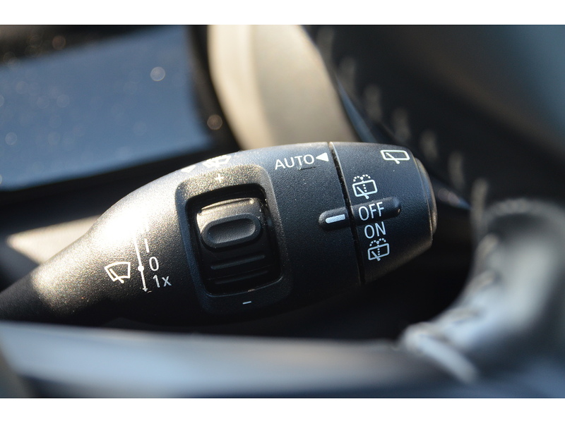 MINI Electric Hatch Cooper SE 32.6kWh Level 3 Hatchback 3dr Electric Auto (184 ps) Hatchback Automatic Electric | 1 - U10899