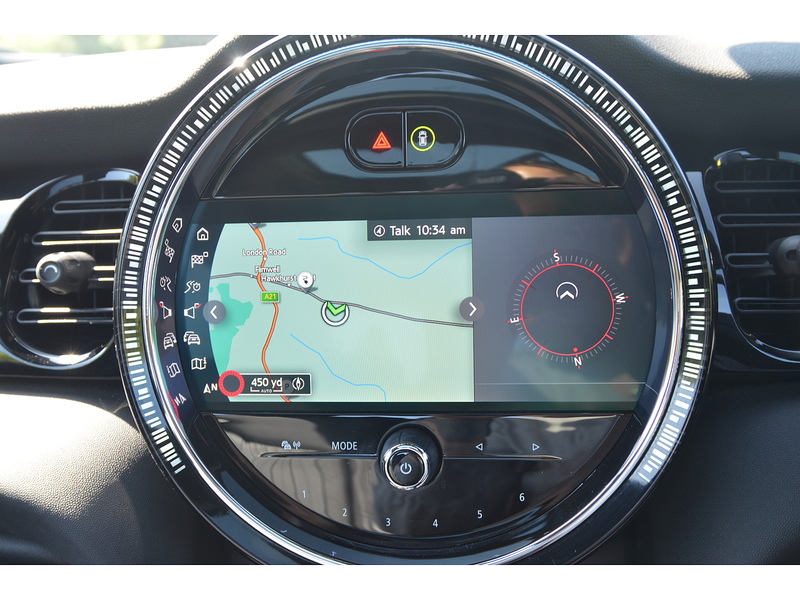 MINI Electric Hatch Cooper SE 32.6kWh Level 3 Hatchback 3dr Electric Auto (184 ps) Hatchback Automatic Electric | 1 - U10899