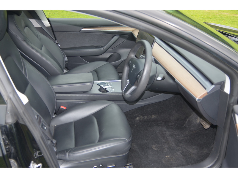 Tesla Model 3 (Dual Motor) Long Range Saloon 4dr Electric Auto 4WDE (346 ps) | 1 FORMER KEEPER|SELF DRIVE - U10901