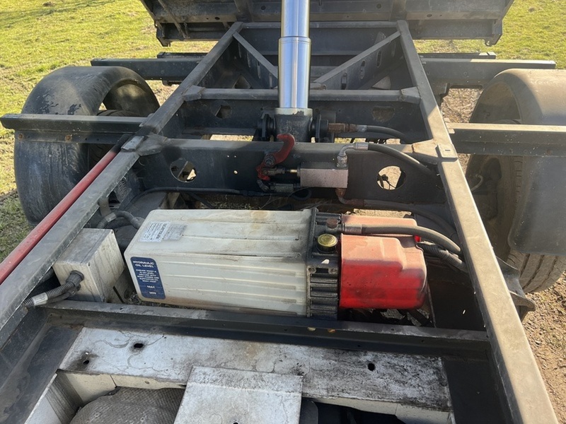 Ford Transit 2.0 350 EcoBlue Chassis Cab 2dr Diesel Manual RWD L2 H1 Euro 6 (DRW) (130 ps) | TOW BAR|TAIL - U10902