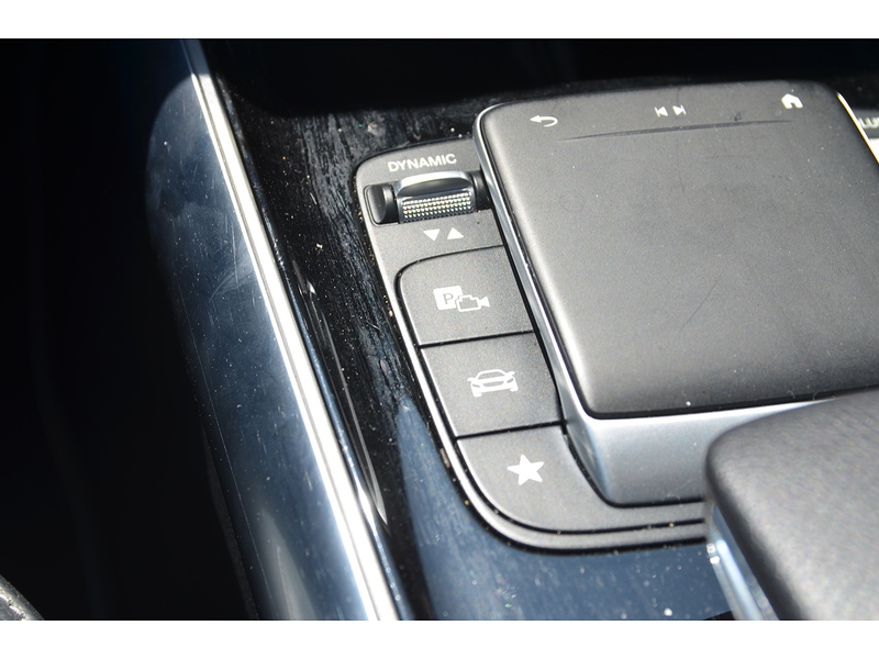 Mercedes-Benz B Class 1.3 B200 AMG Line Edition (Premium) MPV 5dr Petrol 7G-DCT Euro 6 (s/s) (163 ps) - U10903