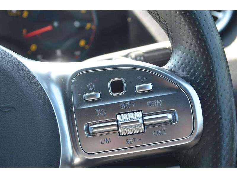 Mercedes-Benz B Class 1.3 B200 AMG Line Edition (Premium) MPV 5dr Petrol 7G-DCT Euro 6 (s/s) (163 ps) - U10903