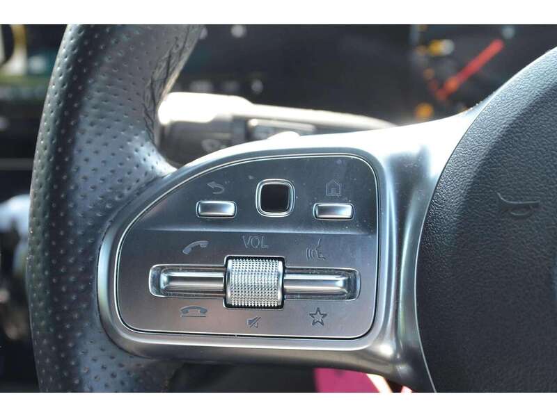 Mercedes-Benz B Class 1.3 B200 AMG Line Edition (Premium) MPV 5dr Petrol 7G-DCT Euro 6 (s/s) (163 ps) - U10903