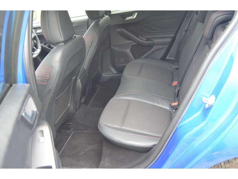 Ford Focus 1.0T EcoBoost MHEV ST-Line X Edition Hatchback 5dr - U10905