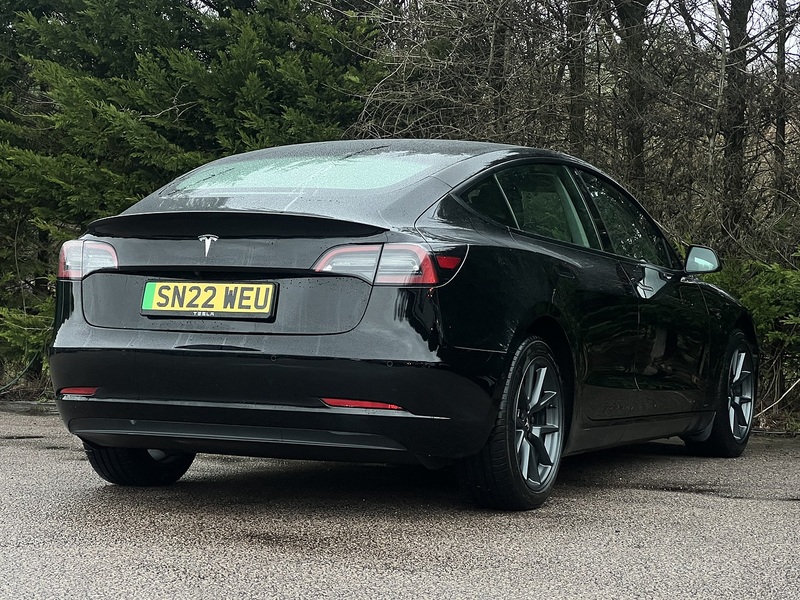 Tesla Model 3 Standard Range Plus Saloon 4dr Electric Auto RWD (241 bhp) | 1 FORMER KEEPER|VAT QUALIFYING - U10906