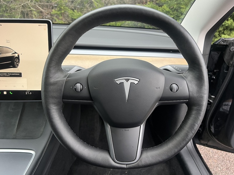 Tesla Model 3 Standard Range Plus Saloon 4dr Electric Auto RWD (241 bhp) | 1 FORMER KEEPER|VAT QUALIFYING - U10906