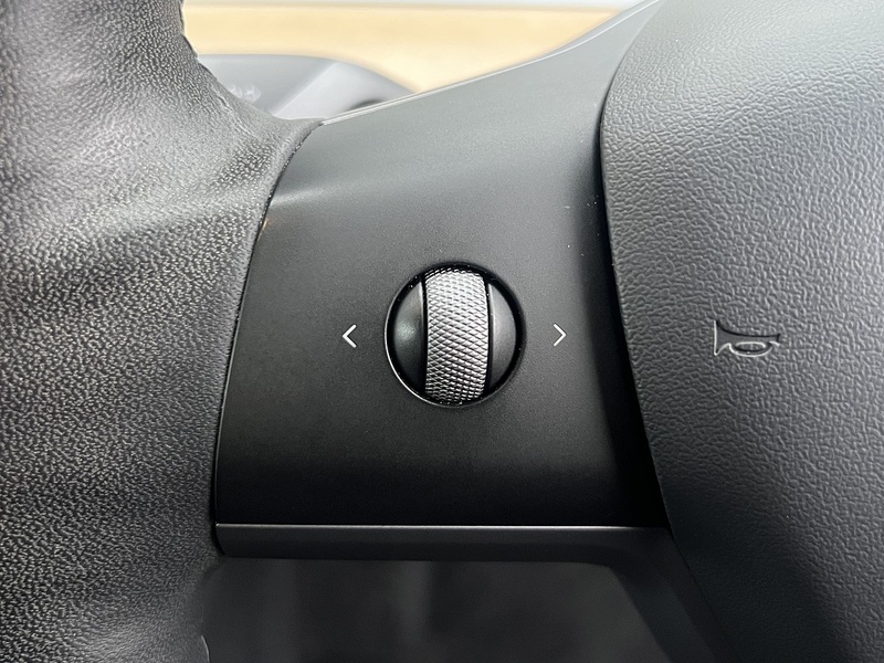 Tesla Model 3 Standard Range Plus Saloon 4dr Electric Auto RWD (241 bhp) | 1 FORMER KEEPER|VAT QUALIFYING - U10906