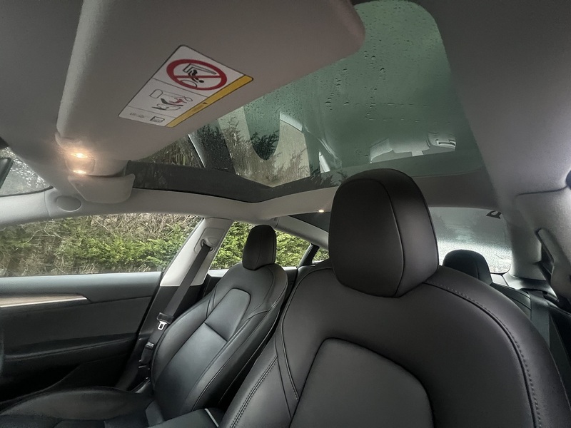 Tesla Model 3 Standard Range Plus Saloon 4dr Electric Auto RWD (241 bhp) | 1 FORMER KEEPER|VAT QUALIFYING - U10906