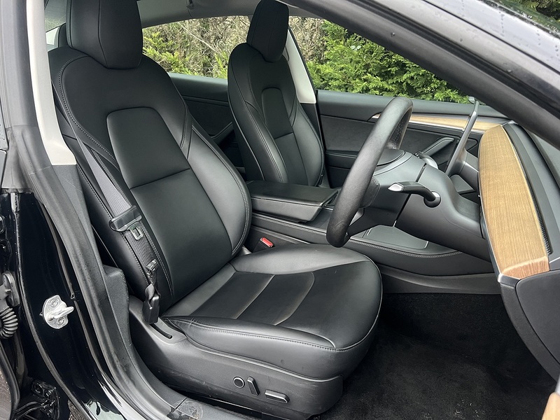 Tesla Model 3 Standard Range Plus Saloon 4dr Electric Auto RWD (241 bhp) | 1 FORMER KEEPER|VAT QUALIFYING - U10906