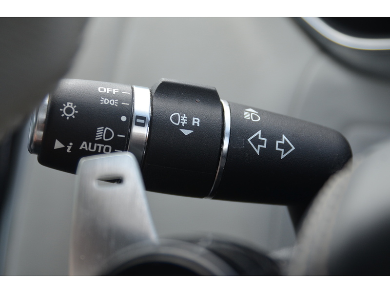 Land Rover Range Rover Sport 5.0 P575 V8 GPF SVR SUV 5dr Petrol Auto 4WD Euro 6 (s/s) (575 ps) | 1 FORMER KEEPER|PAN ROOF - U10910