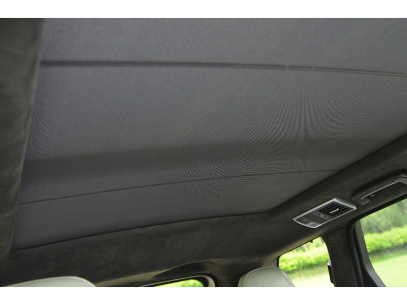 Land Rover Range Rover Sport 5.0 P575 V8 GPF SVR SUV 5dr Petrol Auto 4WD Euro 6 (s/s) (575 ps) | 1 FORMER KEEPER|PAN ROOF - U10910