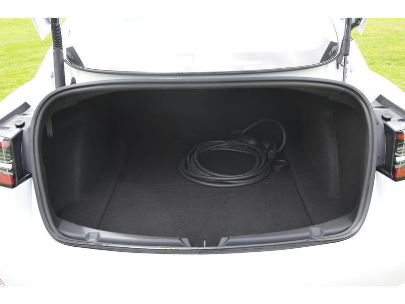 Tesla Model 3 (Dual Motor) Long Range Saloon 4dr Electric Auto 4WDE (346 ps) - U10912