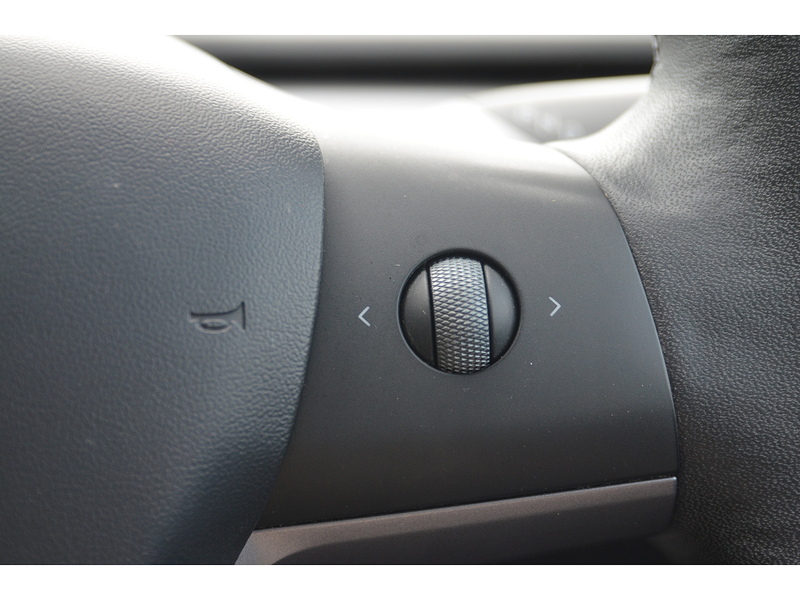 Tesla Model 3 (Dual Motor) Long Range Saloon 4dr Electric Auto 4WDE (346 ps) - U10912