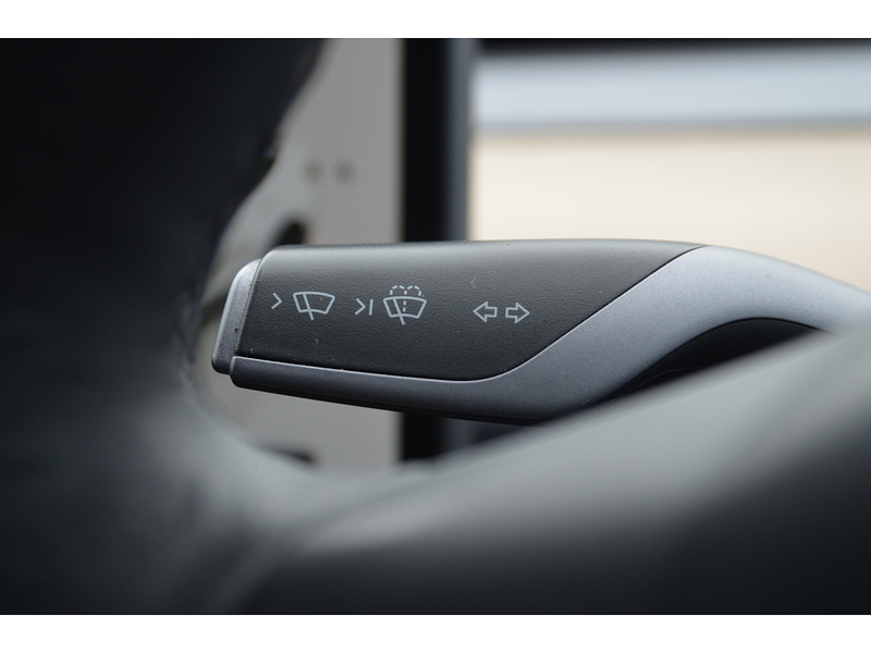 Tesla Model 3 (Dual Motor) Long Range Saloon 4dr Electric Auto 4WDE (346 ps) - U10912