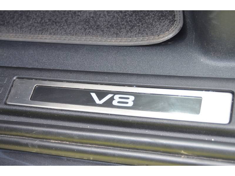 Land Rover Defender 110 P525 V8 Carpathian Edition - U10915