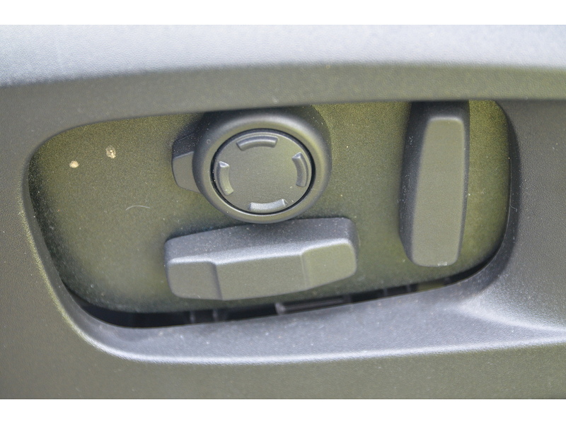 Land Rover Defender 110 P525 V8 Carpathian Edition - U10915