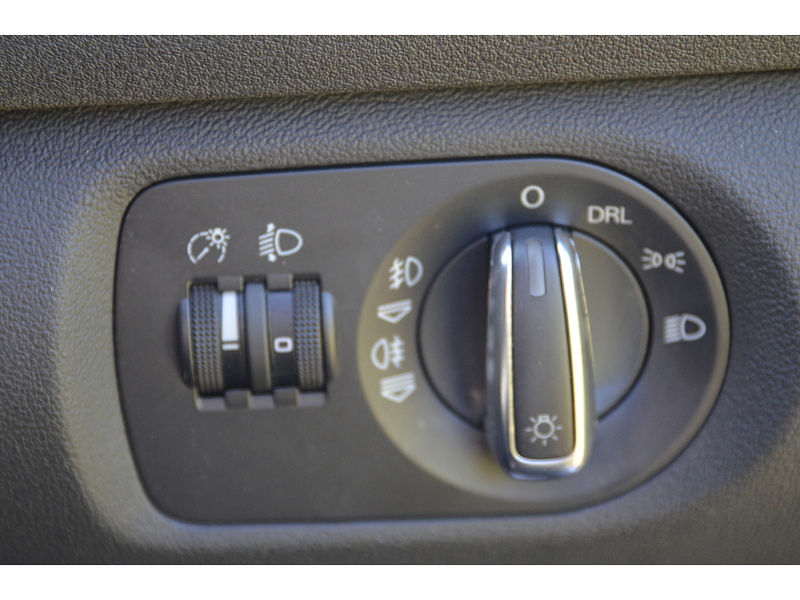 Audi A3 1.8 TFSI S line Hatchback 3dr Petrol S Tronic Euro 4 (160 ps) - U10916