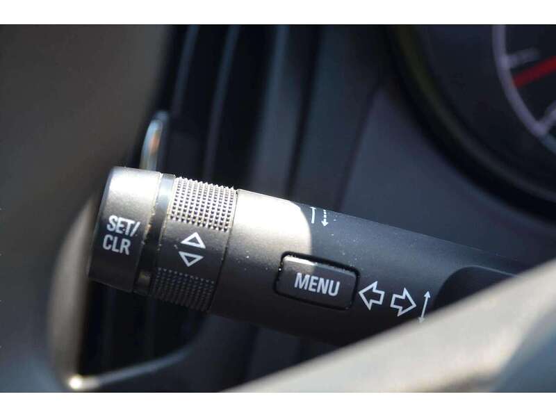 Vauxhall Zafira Tourer 1.4i Turbo Design MPV 5dr Petrol Manual Euro 6 (140 ps) | CRUISE|P/SENSORS|LOW MILEAGE - U10918