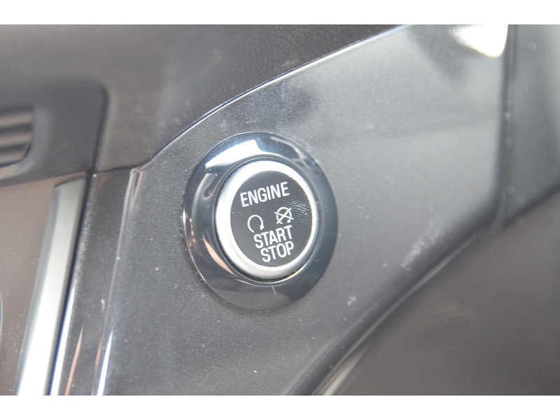 Ford Kuga 1.5T EcoBoost GPF ST-Line SUV 5dr Petrol Manual Euro 6 (s/s) (150 ps) | P/SENSORS|APPLE|NAV|LOW - U10919