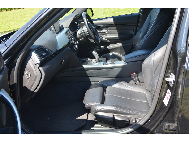 BMW 3 Series 2.0 320d M Sport Touring 5dr Diesel Auto Euro 6 (s/s) (190 ps) | BIG SPEC|MEDIA/M PLUS PACK|19s - U10920