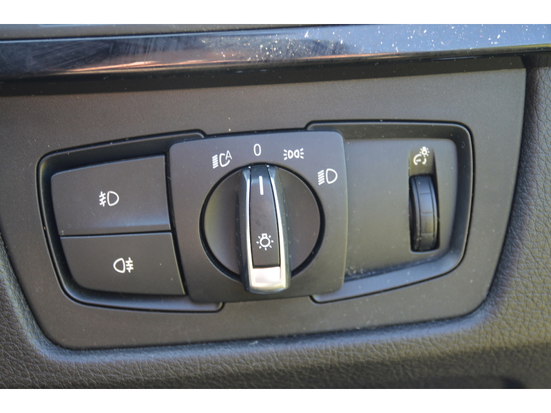 BMW 3 Series 2.0 320d M Sport Touring 5dr Diesel Auto Euro 6 (s/s) (190 ps) | BIG SPEC|MEDIA/M PLUS PACK|19s - U10920