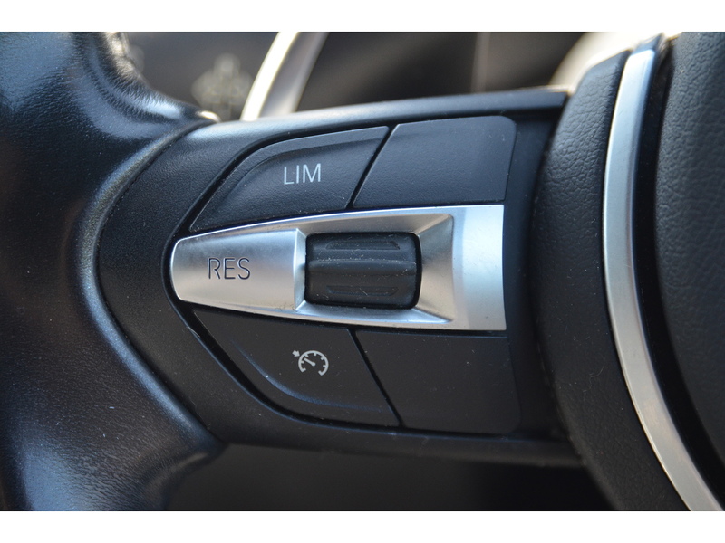 BMW 3 Series 2.0 320d M Sport Touring 5dr Diesel Auto Euro 6 (s/s) (190 ps) | BIG SPEC|MEDIA/M PLUS PACK|19s - U10920