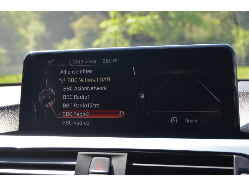 BMW 3 Series 2.0 320d M Sport Touring 5dr Diesel Auto Euro 6 (s/s) (190 ps) | BIG SPEC|MEDIA/M PLUS PACK|19s - U10920