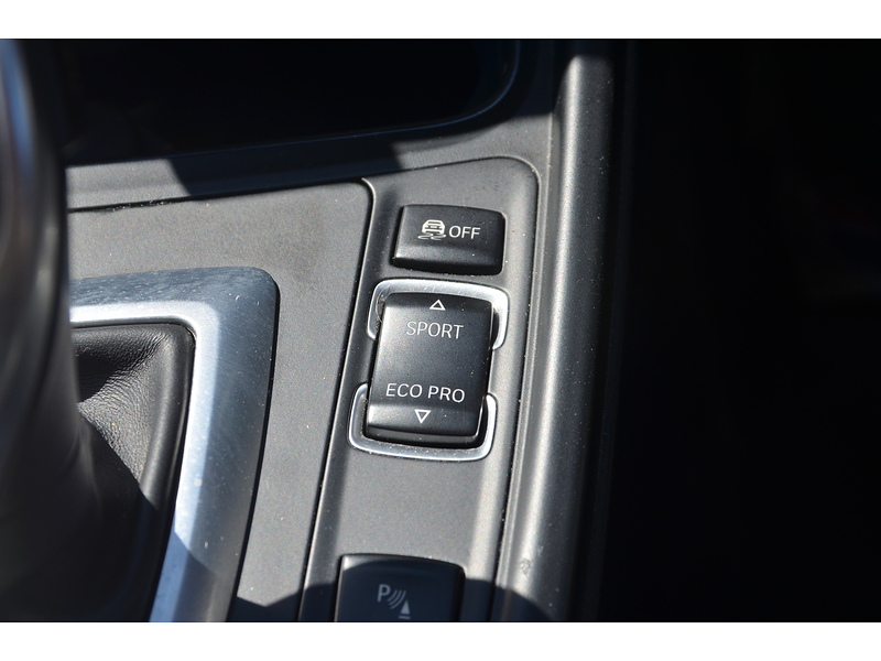 BMW 3 Series 2.0 320d M Sport Touring 5dr Diesel Auto Euro 6 (s/s) (190 ps) | BIG SPEC|MEDIA/M PLUS PACK|19s - U10920