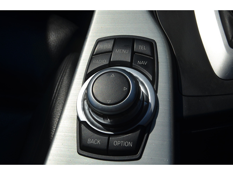 BMW 3 Series 2.0 320d M Sport Touring 5dr Diesel Auto Euro 6 (s/s) (190 ps) | BIG SPEC|MEDIA/M PLUS PACK|19s - U10920