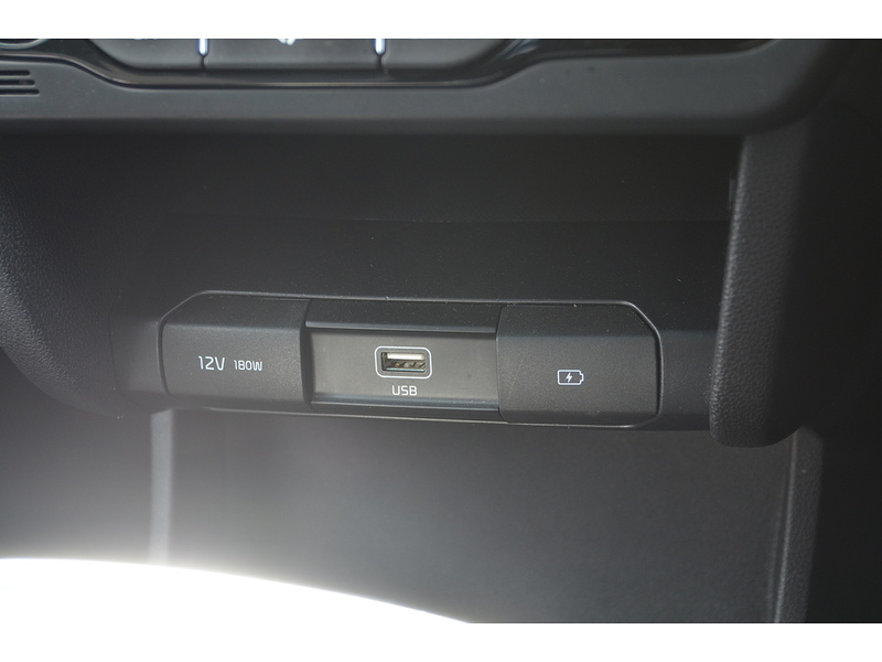 Kia Niro 64kWh 2 SUV 5dr Electric Auto (201 bhp) | 1 FORMER KEEPER|APPLE|PRIVACY - U10922