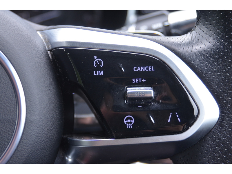 Jaguar F-PACE 2.0 P250i R-Dynamic S SUV 5dr Petrol Auto AWD Euro 6 (s/s) (250 ps) | H/SEATS|R/CAM|PRIVACY|NAV - U10923