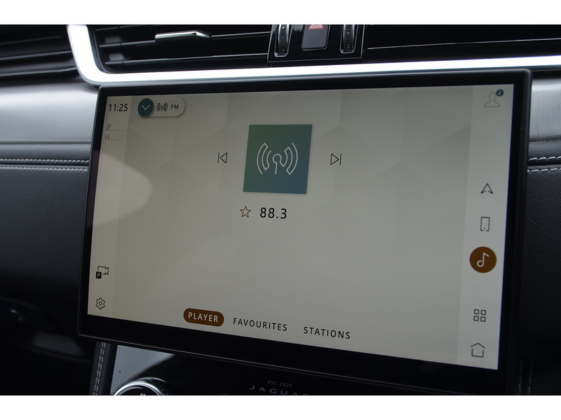 Jaguar F-PACE 2.0 P250i R-Dynamic S SUV 5dr Petrol Auto AWD Euro 6 (s/s) (250 ps) | H/SEATS|R/CAM|PRIVACY|NAV - U10923