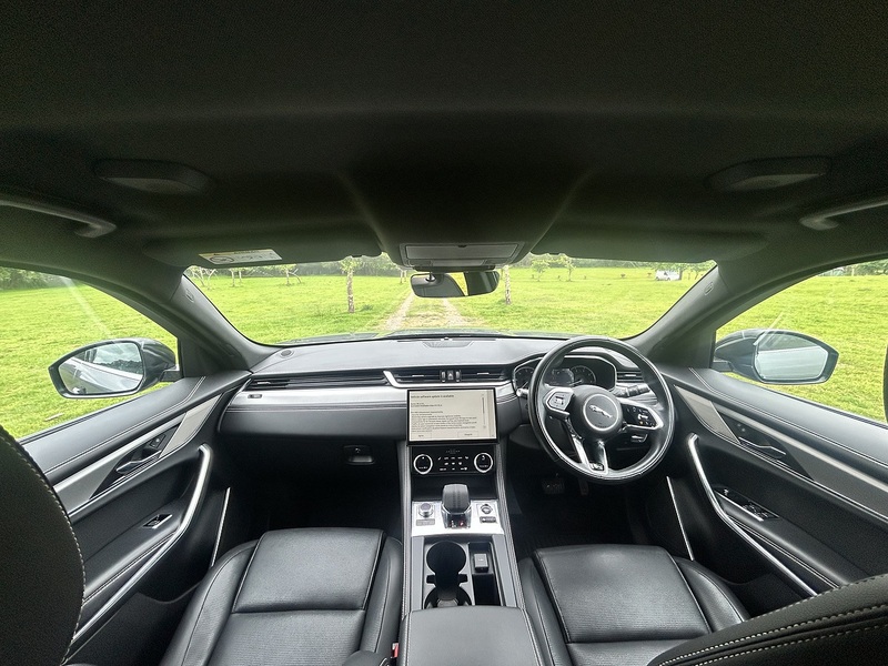 Jaguar F-PACE 2.0 P250i R-Dynamic S SUV 5dr Petrol Auto AWD Euro 6 (s/s) (250 ps) | H/SEATS|R/CAM|PRIVACY|NAV - U10923