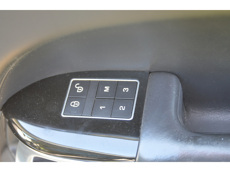 Land Rover Range Rover Sport 3.0 SD V6 Autobiography Dynamic SUV 5dr Diesel Auto 4WD Euro 6 (s/s) (306 ps) | VAT Q|PAN - U10924