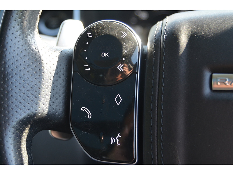 Land Rover Range Rover Sport 3.0 SD V6 Autobiography Dynamic SUV 5dr Diesel Auto 4WD Euro 6 (s/s) (306 ps) | VAT Q|PAN - U10924