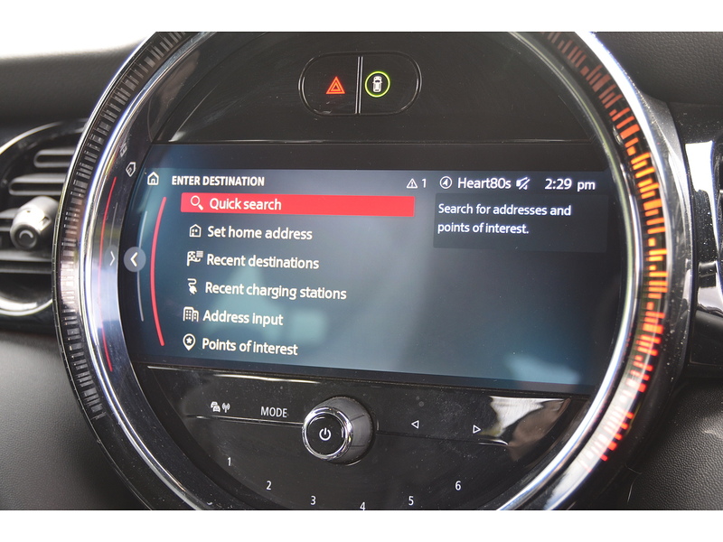 MINI Electric Hatch Cooper SE 32.6kWh Level 2 Hatchback 3dr Electric Auto (184 ps) | 1 FORMER KEEPER|VAT QUALIFYING - U10926