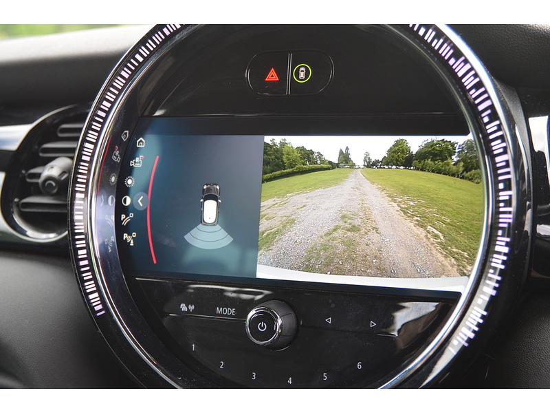 MINI Electric Hatch Cooper SE 32.6kWh Level 2 Hatchback 3dr Electric Auto (184 ps) | 1 FORMER KEEPER|VAT QUALIFYING - U10926