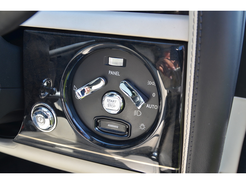 Rolls-Royce Phantom 6.7 V12 Coupe 2dr Petrol Auto Euro 6 (453 bhp) - U10929