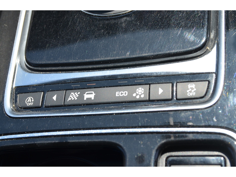 Jaguar F-PACE 2.0 D180 Chequered Flag SUV 5dr Diesel Auto AWD Euro 6 (s/s) (180 ps) | PAN ROOF|COLD - U10930