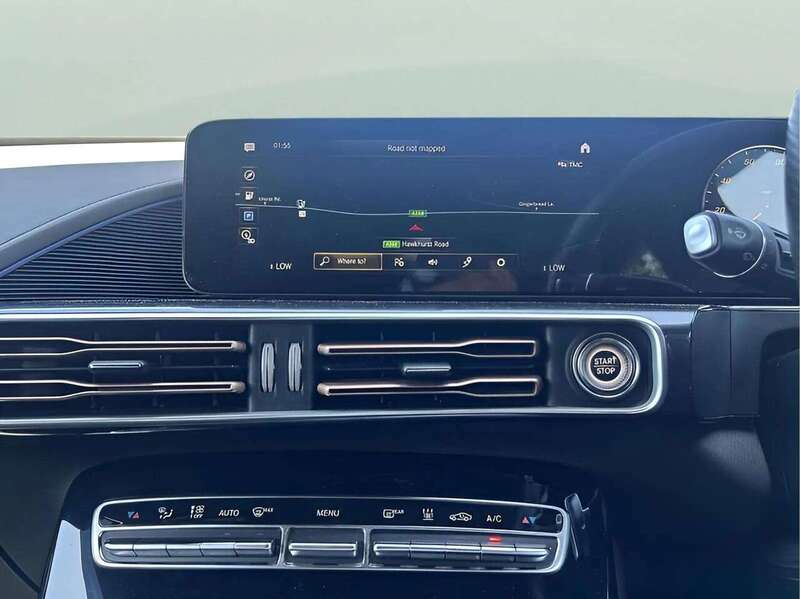 Mercedes-Benz EQC EQC 400 80kWh AMG Line SUV 5dr Electric Auto 4MATIC (408 ps) - U10931