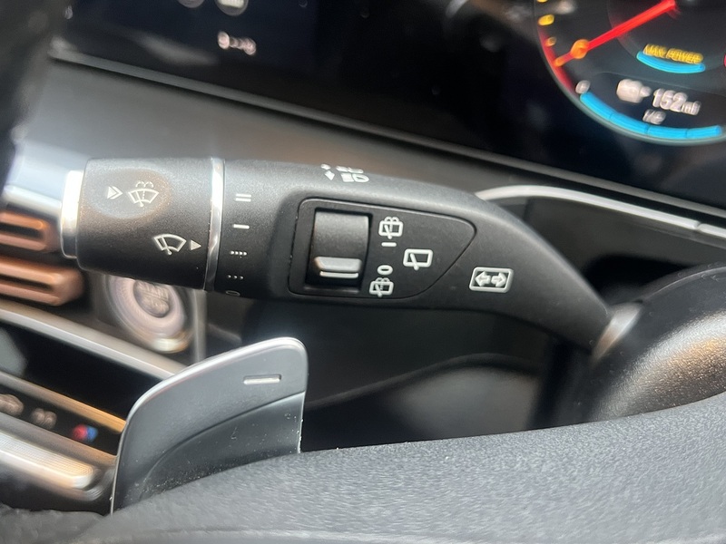 Mercedes-Benz EQC EQC 400 80kWh AMG Line SUV 5dr Electric Auto 4MATIC (408 ps) - U10931