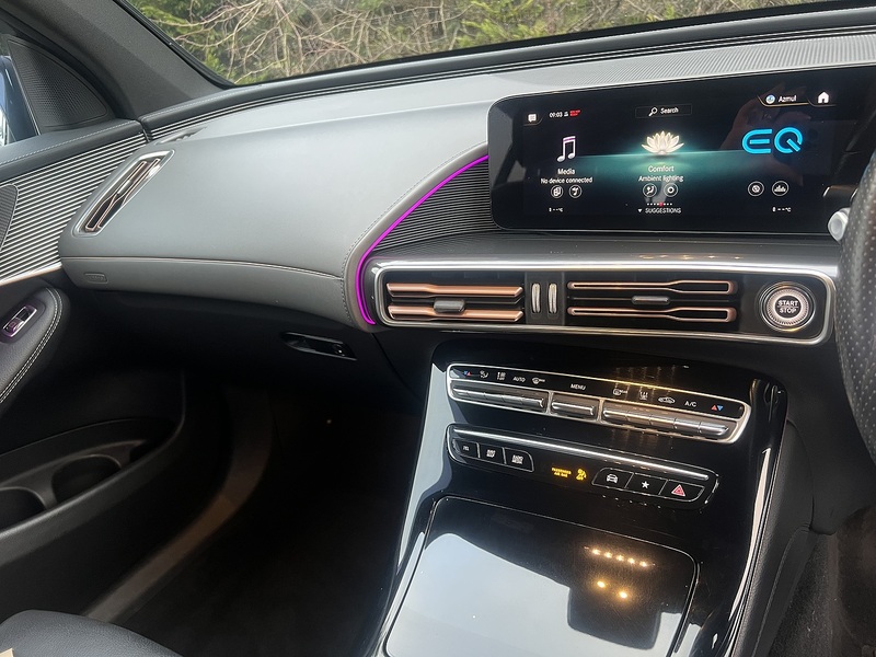 Mercedes-Benz EQC EQC 400 80kWh AMG Line SUV 5dr Electric Auto 4MATIC (408 ps) - U10931