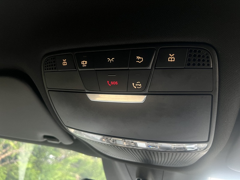 Mercedes-Benz EQC EQC 400 80kWh AMG Line SUV 5dr Electric Auto 4MATIC (408 ps) - U10931