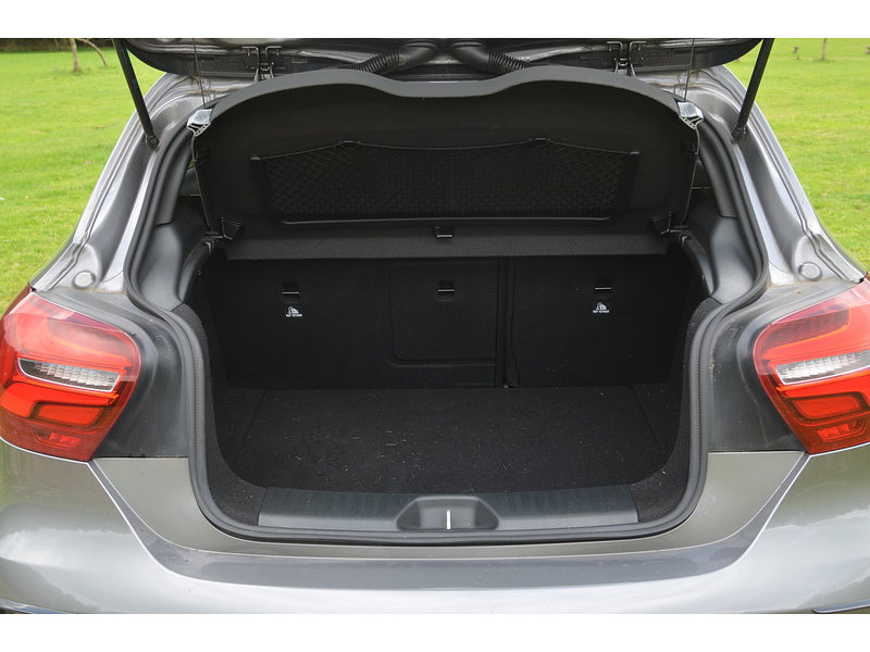 Mercedes-Benz A Class 2.0 A45 AMG (Premium) Hatchback 5dr Petrol SpdS DCT 4MATIC Euro 6 (s/s) (381 ps) | PAN - U10935