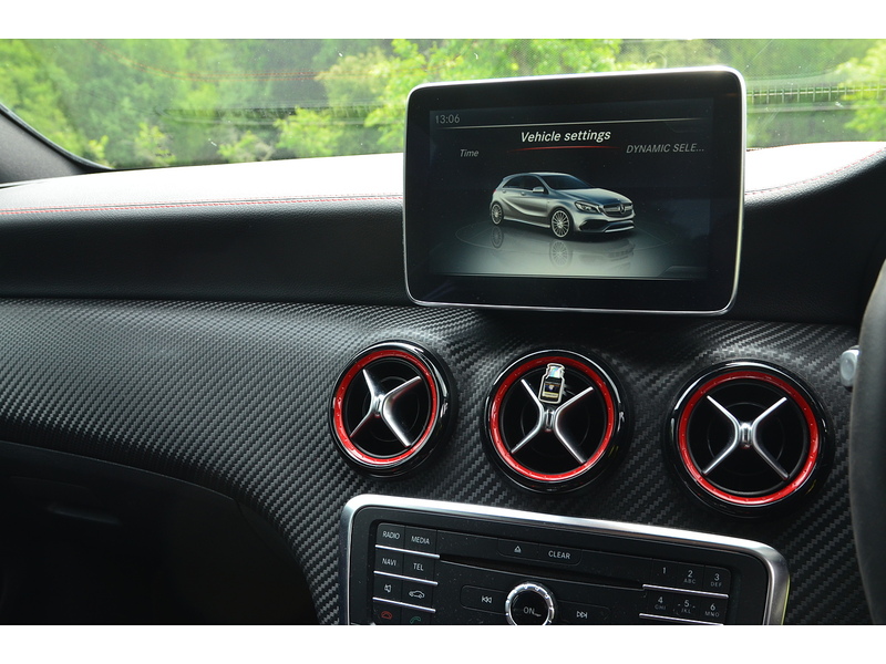 Mercedes-Benz A Class 2.0 A45 AMG (Premium) Hatchback 5dr Petrol SpdS DCT 4MATIC Euro 6 (s/s) (381 ps) | PAN - U10935